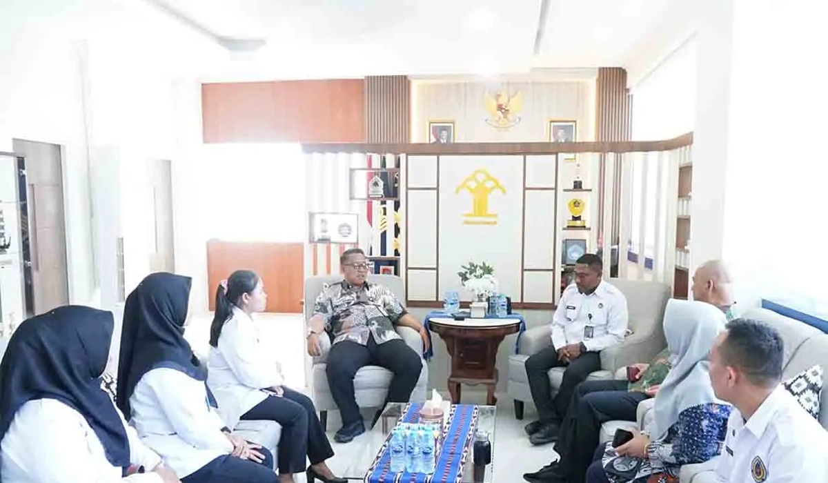 Kakanwil-Kemenkum-Maluku-Edukasi-Hukum-Warga-Rutan-Masohi