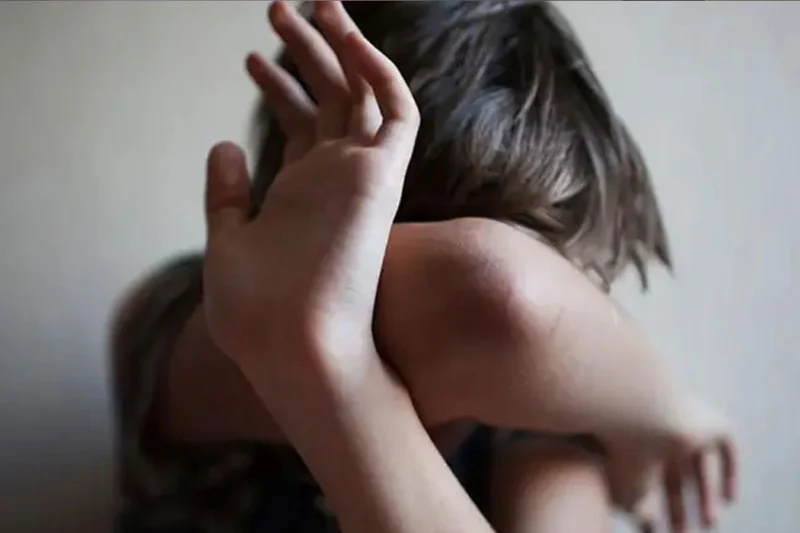 Bocah di Ambon Disiram Air Panas Oleh Ibu Gara-Gara Kaca Jendela