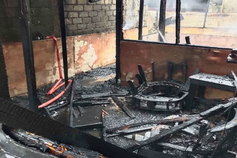 Peristiwa Kebakaran Ponegoro, Kronologi Dampak dan Pemadamaan