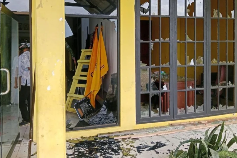 Massa Mengamuk di Ambon, Kantor Golkar Maluku Jadi Korban