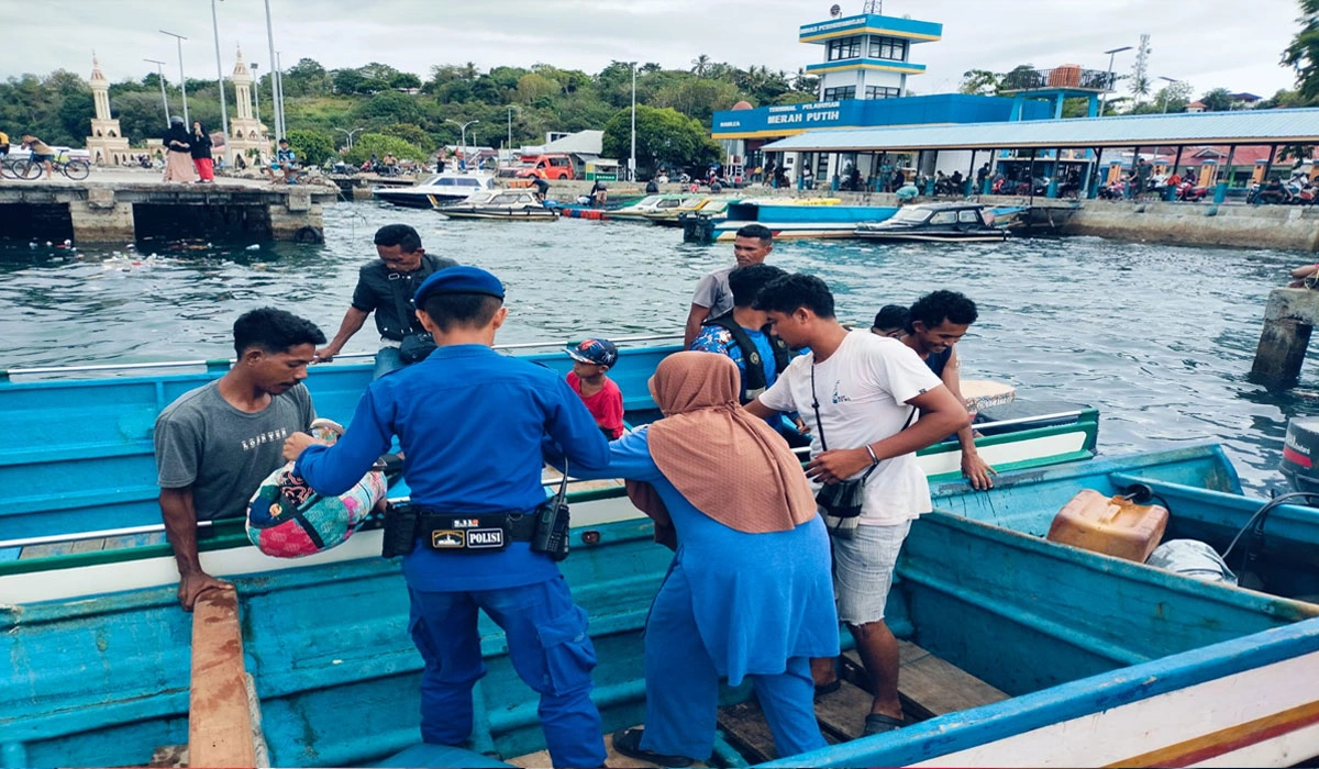 Respons Cepat Tim SAR dan Aparat Kepolisian