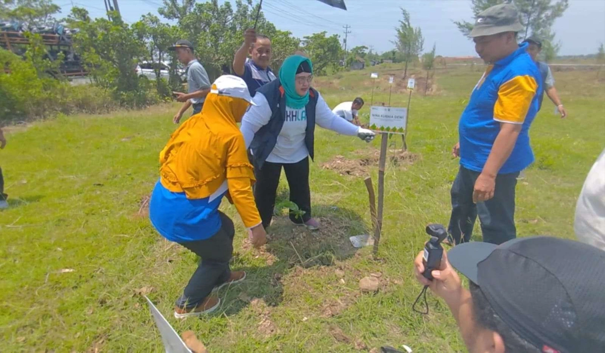 Sinergi antara DPR RI dan LKBM Pengelolaan Lingkungan