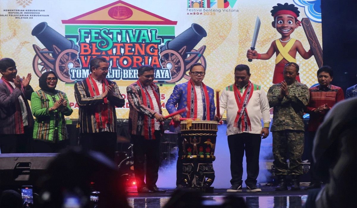 Wamendagri Bima Arya Terpesona Pada Kekayaan Budaya Dan Nilai Luhur Maluku