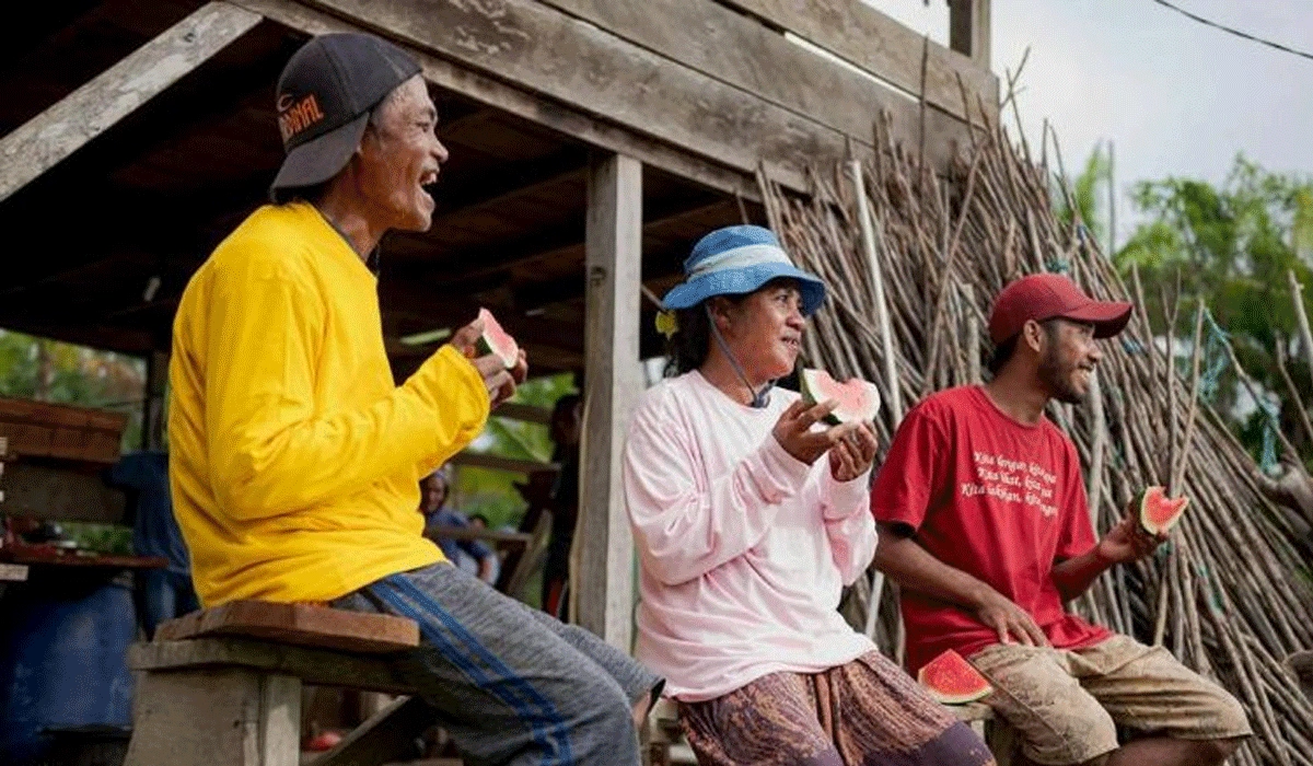 Dampak-Ekonomi-Bagi-Masyarakat-Lokal