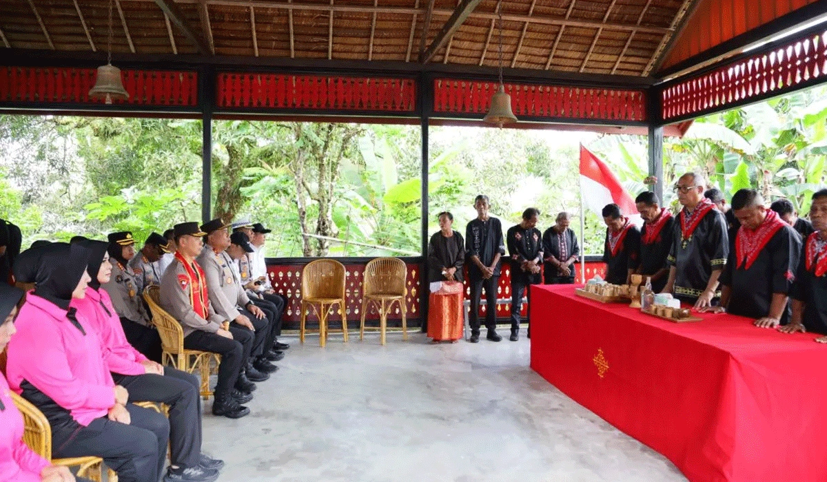 Dukungan-Terhadap-Ekonomi-dan-Budaya-Lokal