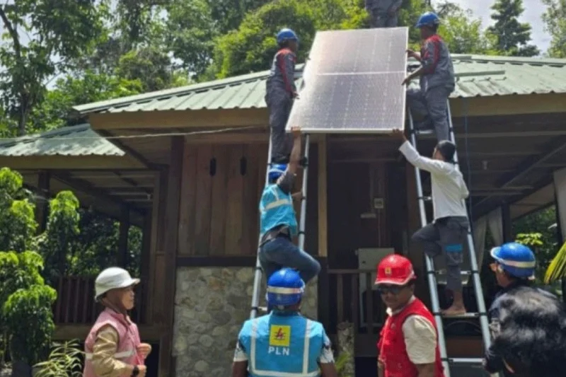 PLN Hadirkan SuperSUN Untuk Pelanggan Umum Pertama di Maluku